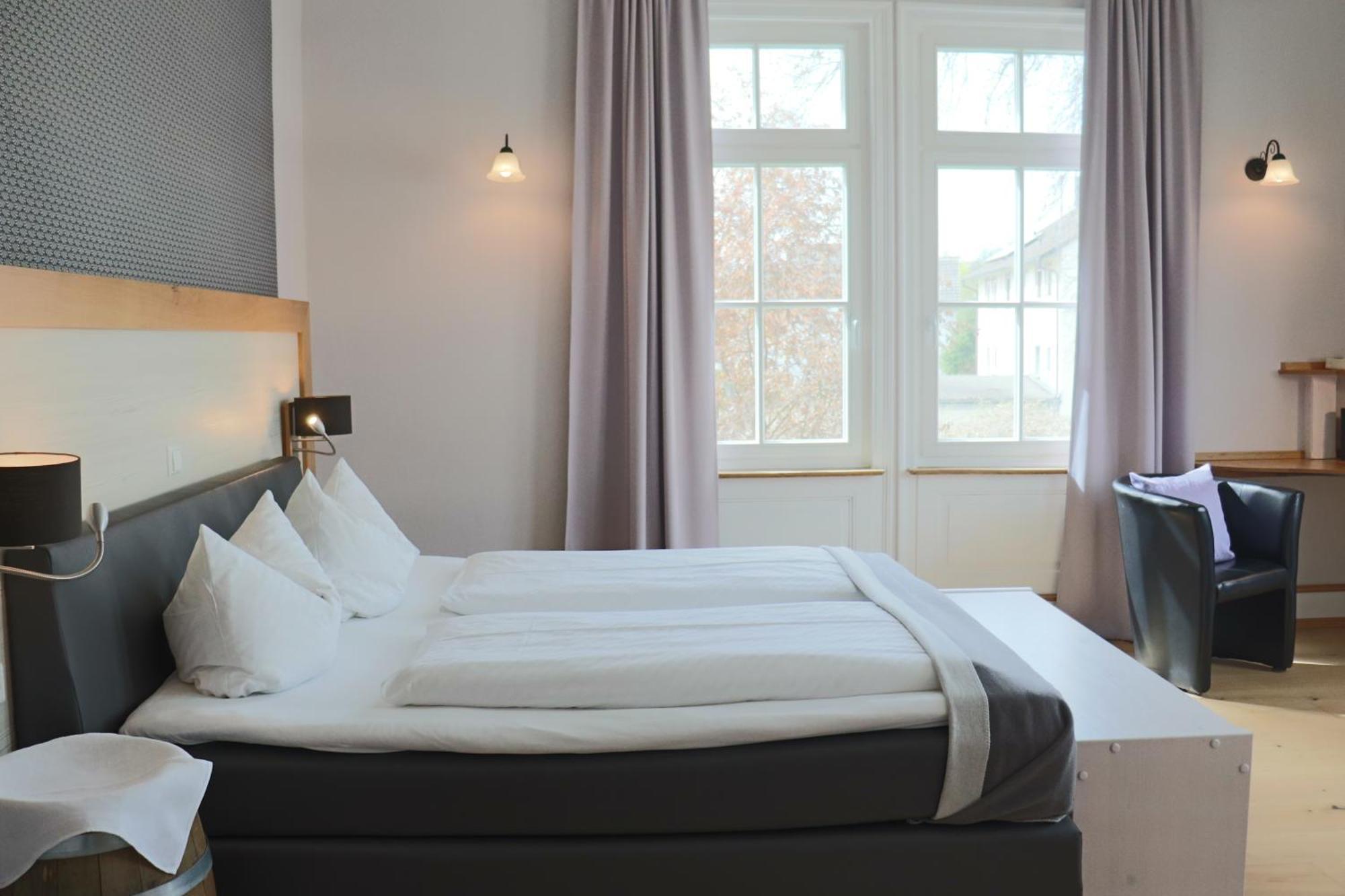 Gaestehaus "Unsere Stadtvilla" Hechingen Zewnętrze zdjęcie